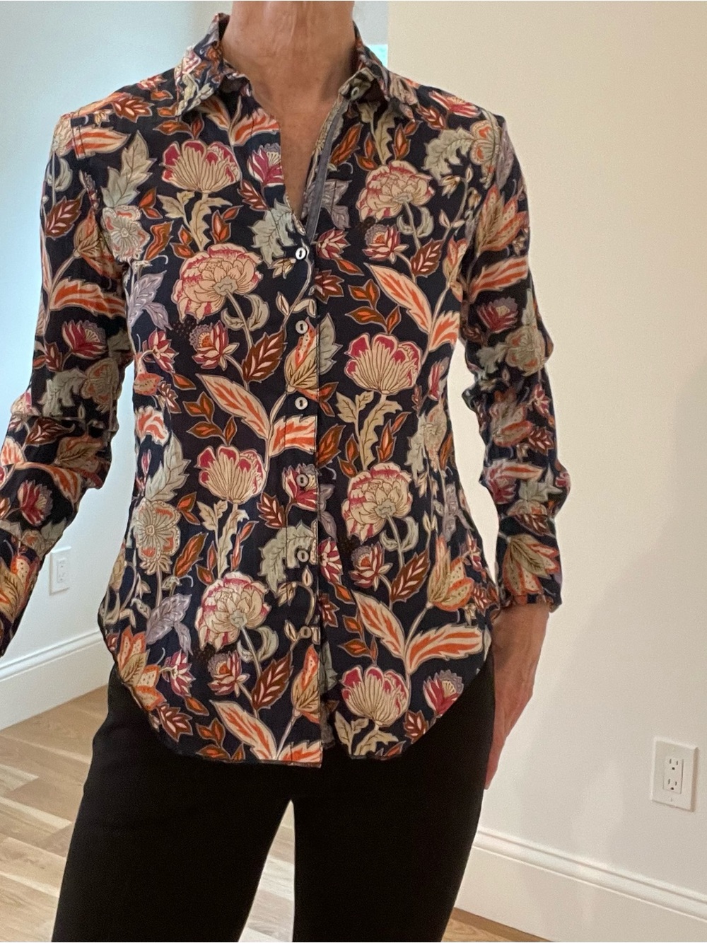 Cino Womens Floral Button-Down Shirt - Navy Multi